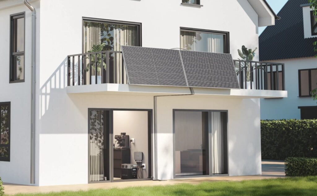 Plug-and-Play-Solar